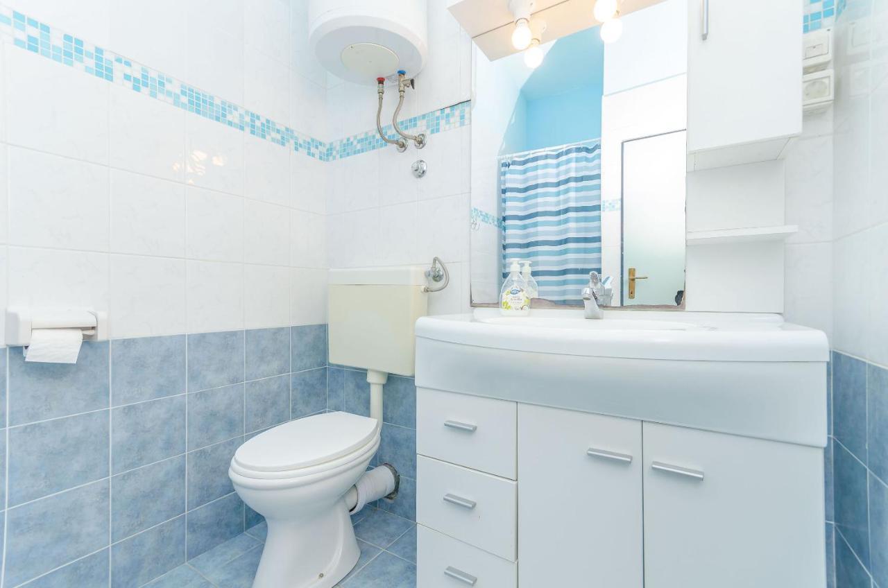 Apartments Zdenka Donji Okrug  Kültér fotó