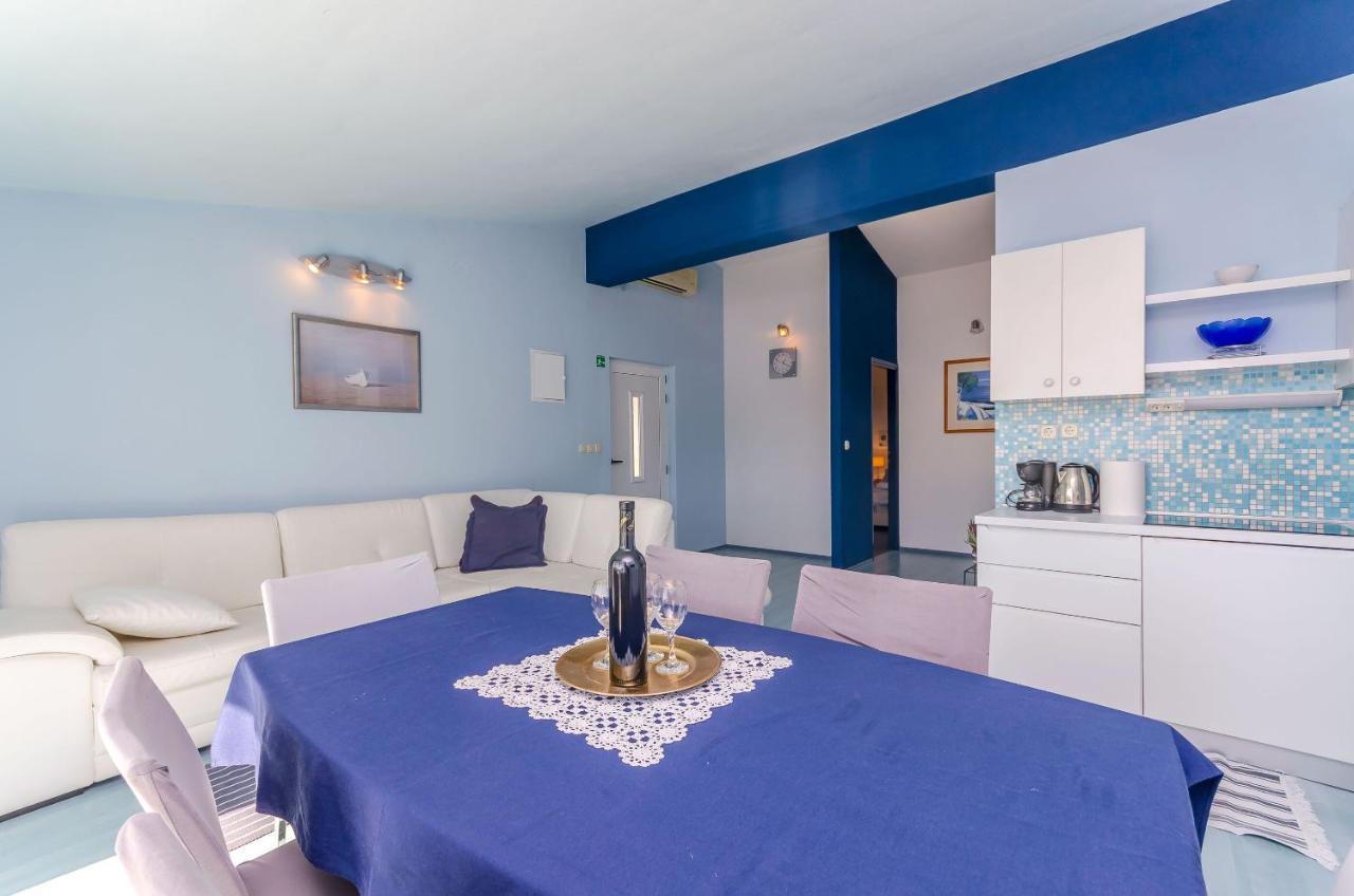 Apartments Zdenka Donji Okrug  Kültér fotó